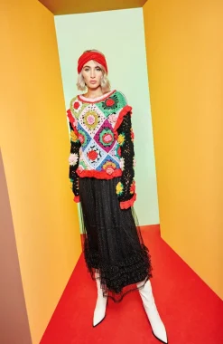 Celia B Tops><noscript><img width=